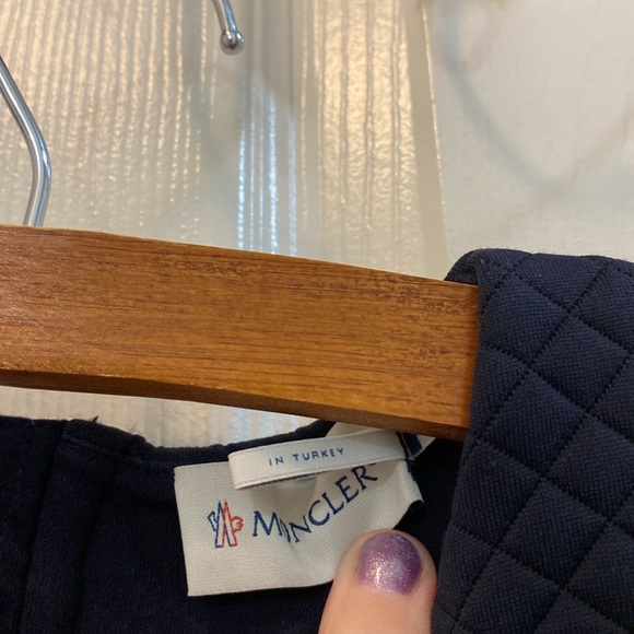 Moncler, Quilted navy dress, with exposed golden zipper. Great for gift! - Picture 3 of 4